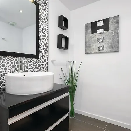 2 Bedroom Lovely In Mijas Costa